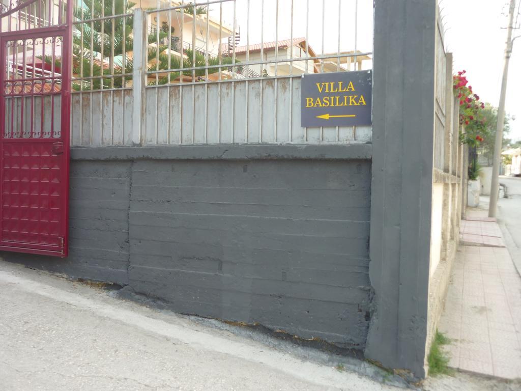巴希尔别墅公寓 Vlorë 客房 照片