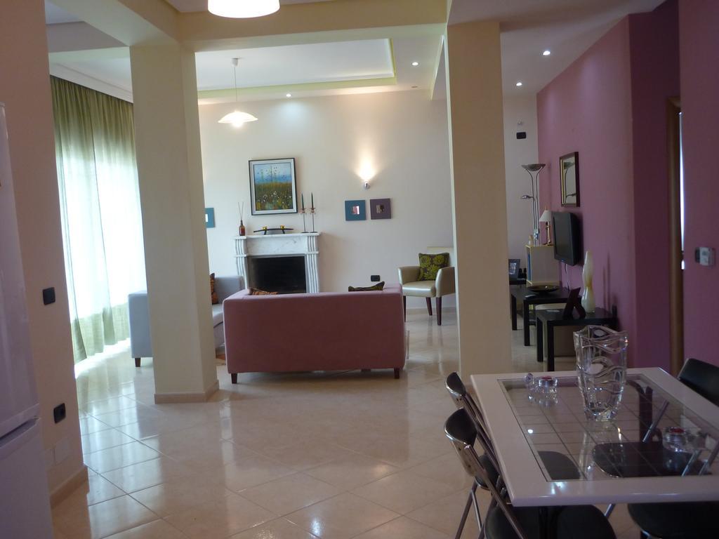 巴希尔别墅公寓 Vlorë 客房 照片